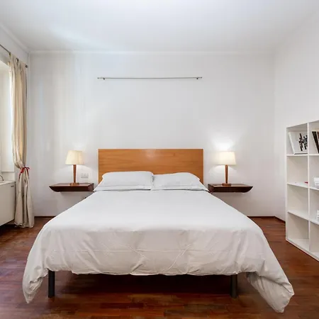 Heart Of Luxury With Terrace Apartamento Florença